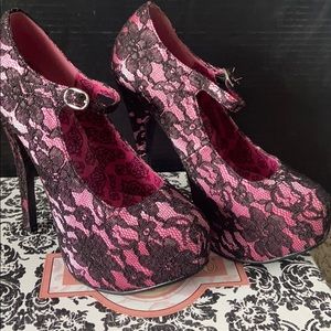 Bordello heels